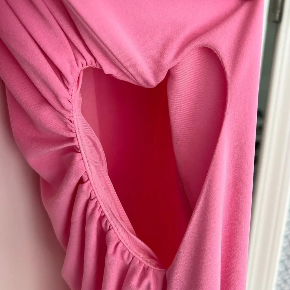 Zara Pink Heart Cut-Out Barbie Dress - Picture 7 of 8